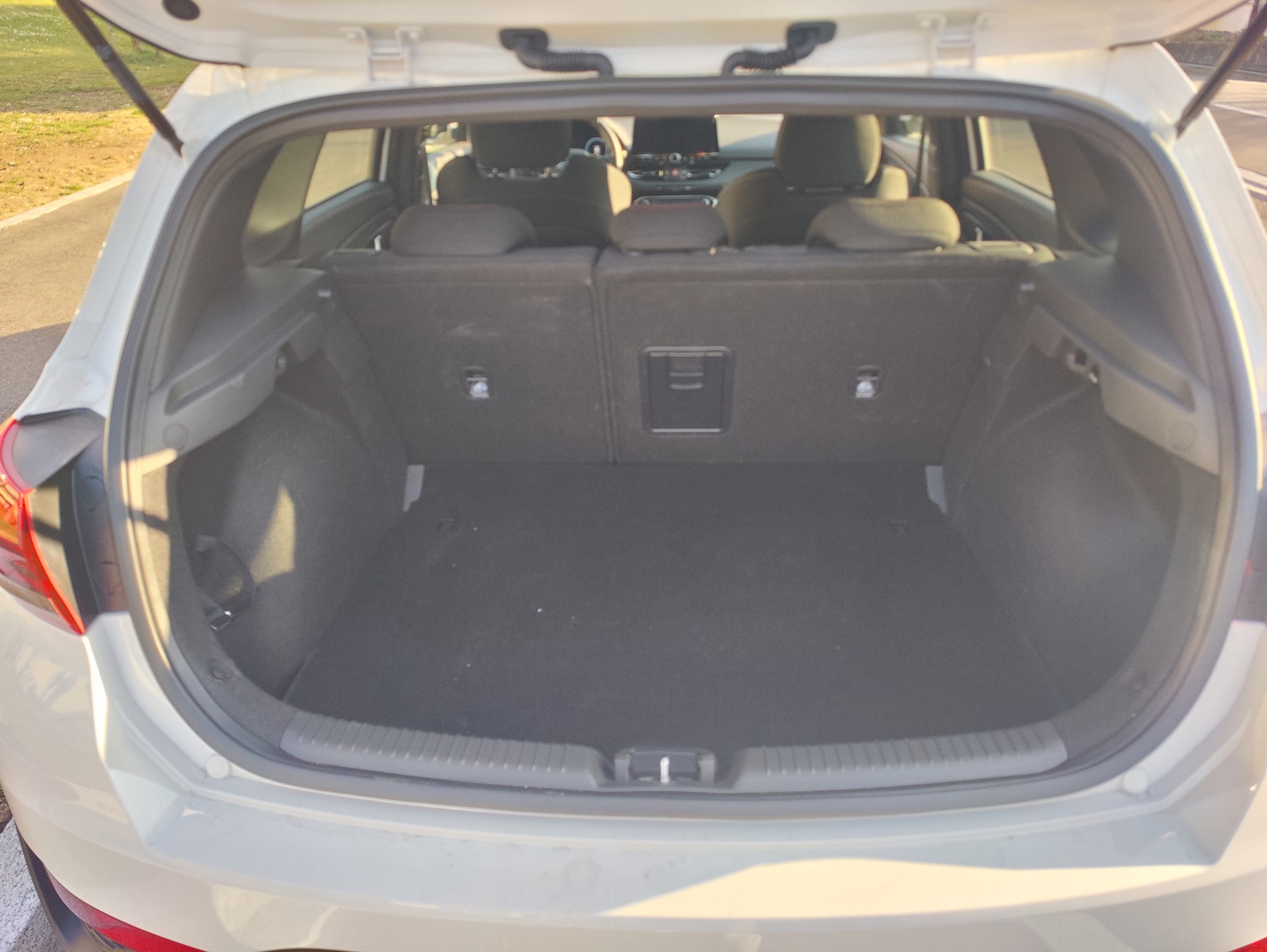 HYUNDAI i30 Fastback 1.5 T-GDi N Line 48V MH DCT-image-6