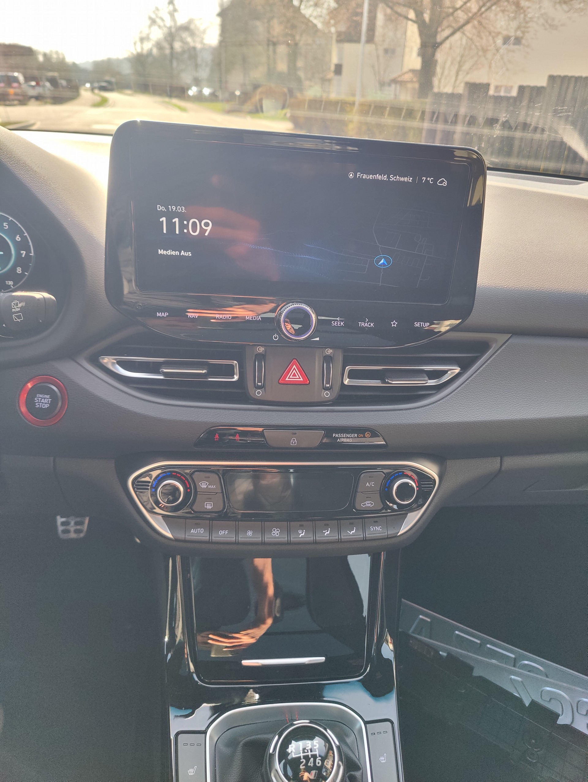 HYUNDAI i30 Fastback 1.5 T-GDi N Line 48V MH DCT-image-14