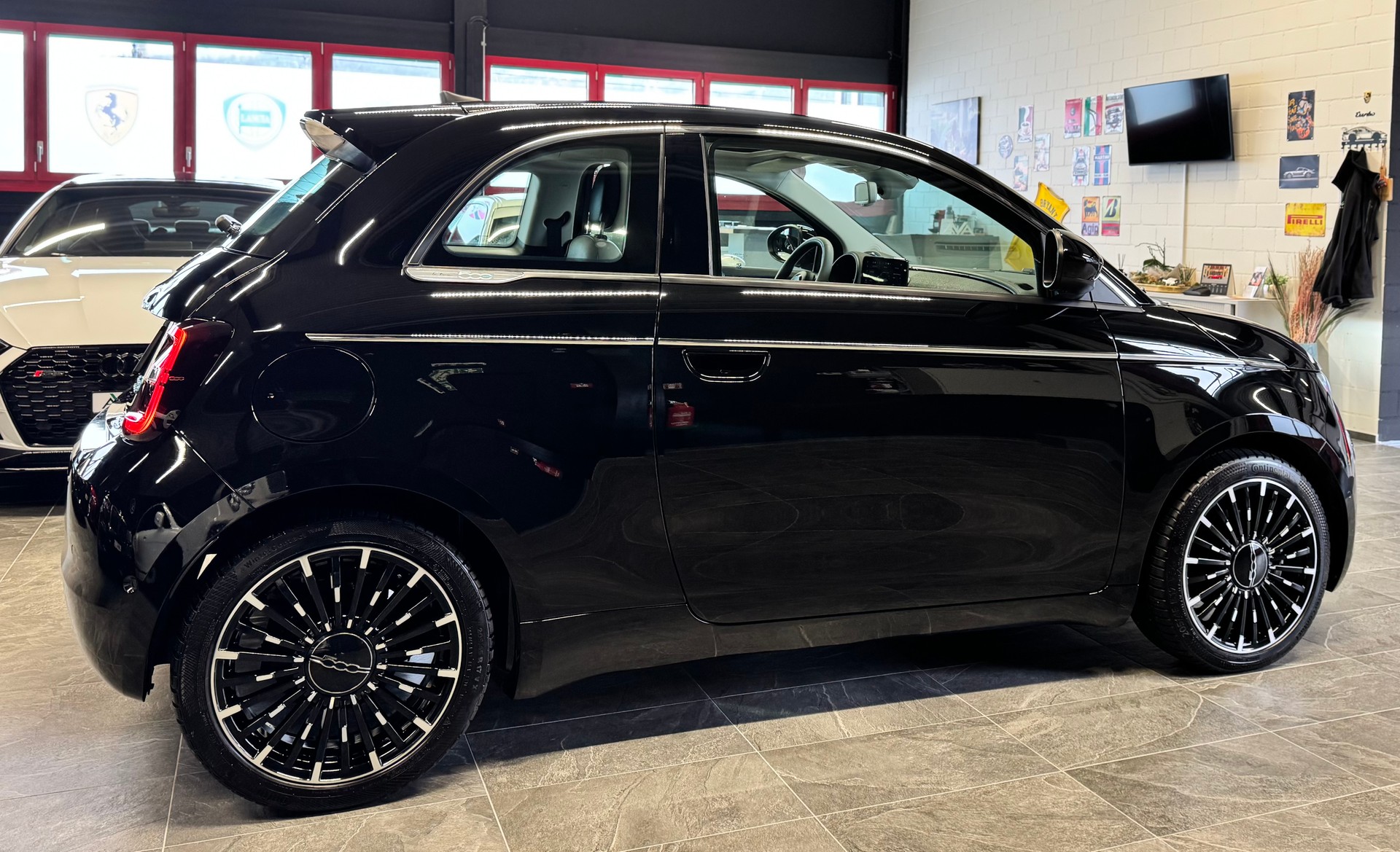 FIAT 500 electric 87 kW La Prima-image-8