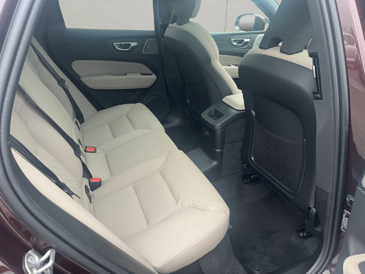 VOLVO XC60 2.0 T8 TE Ultra Bright eAWD-image-14