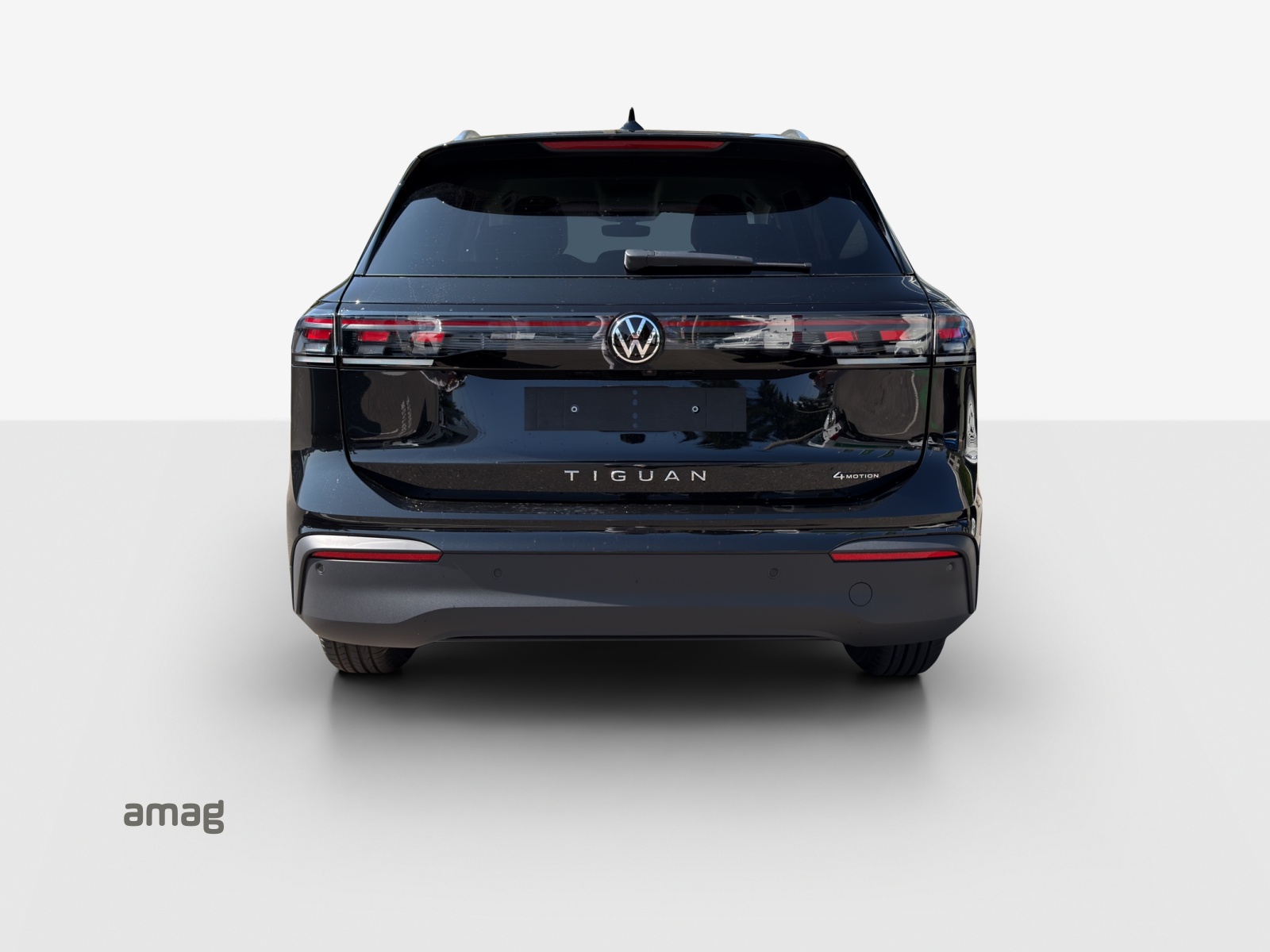 VW Tiguan 2.0 TSI DSG United 4Motion-image-3