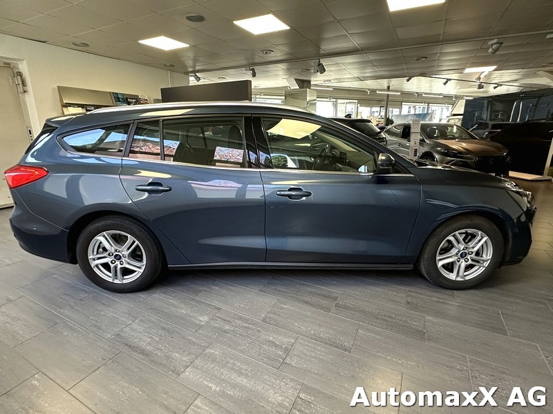 FORD Focus Station Wagon 1.0i EcoB 125 Cool & Connect-image-6