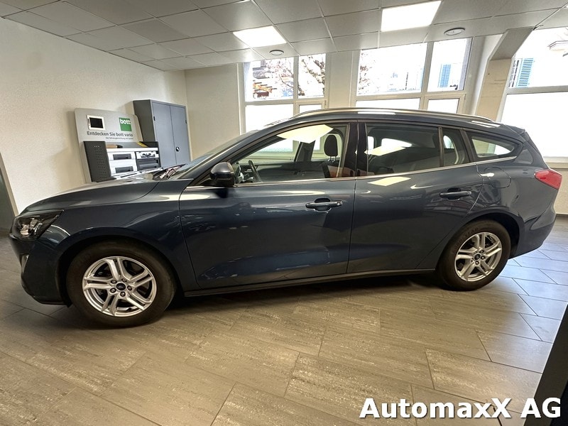 FORD Focus Station Wagon 1.0i EcoB 125 Cool & Connect-image-2