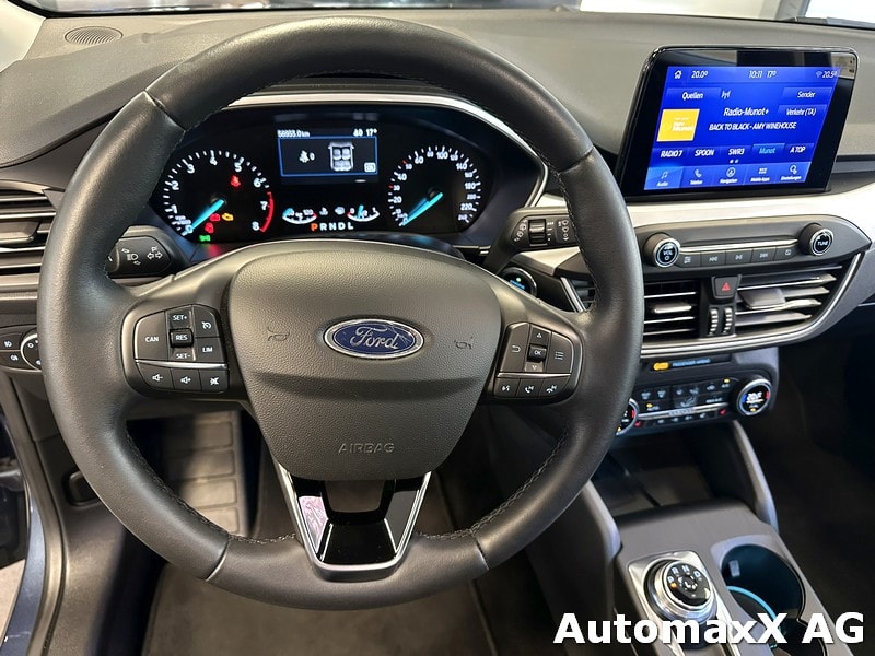 FORD Focus Station Wagon 1.0i EcoB 125 Cool & Connect-image-10