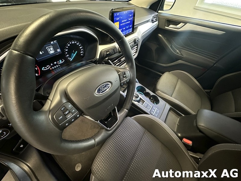 FORD Focus Station Wagon 1.0i EcoB 125 Cool & Connect-image-9
