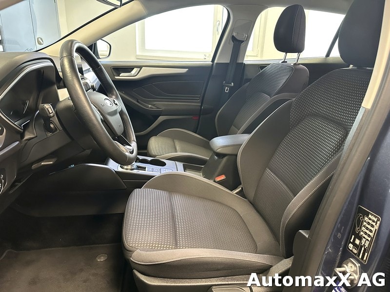 FORD Focus Station Wagon 1.0i EcoB 125 Cool & Connect-image-8