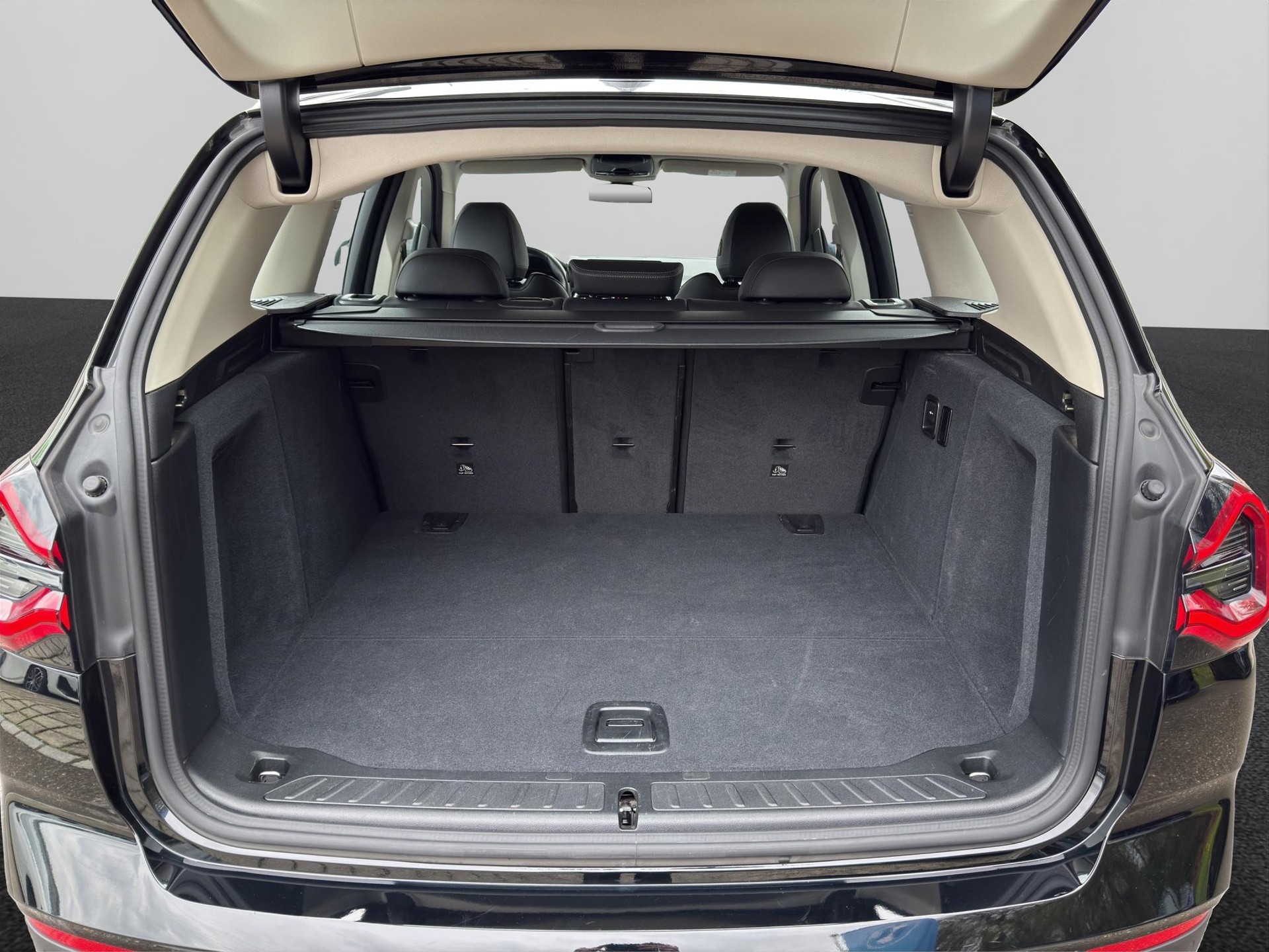 BMW X3 20d xDrive-image-17