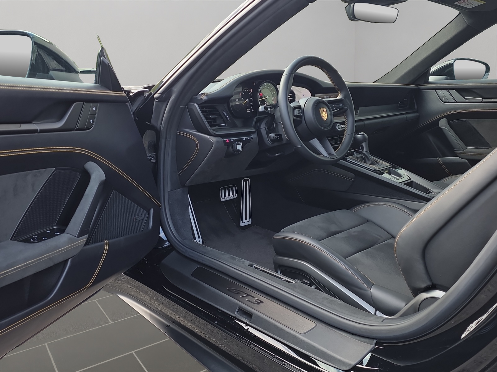 PORSCHE 911 GT3 PDK-image-9