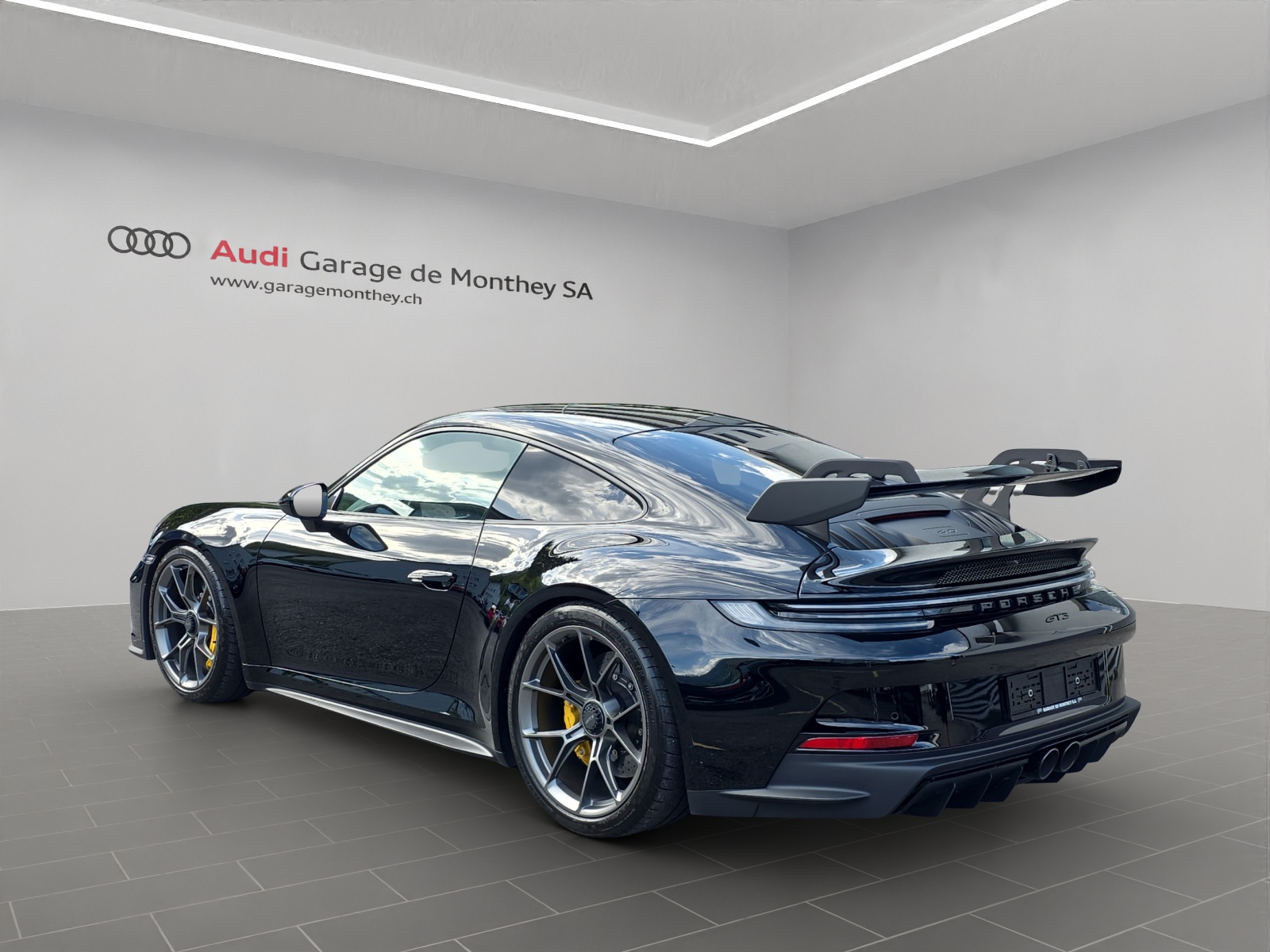 PORSCHE 911 GT3 PDK-image-5