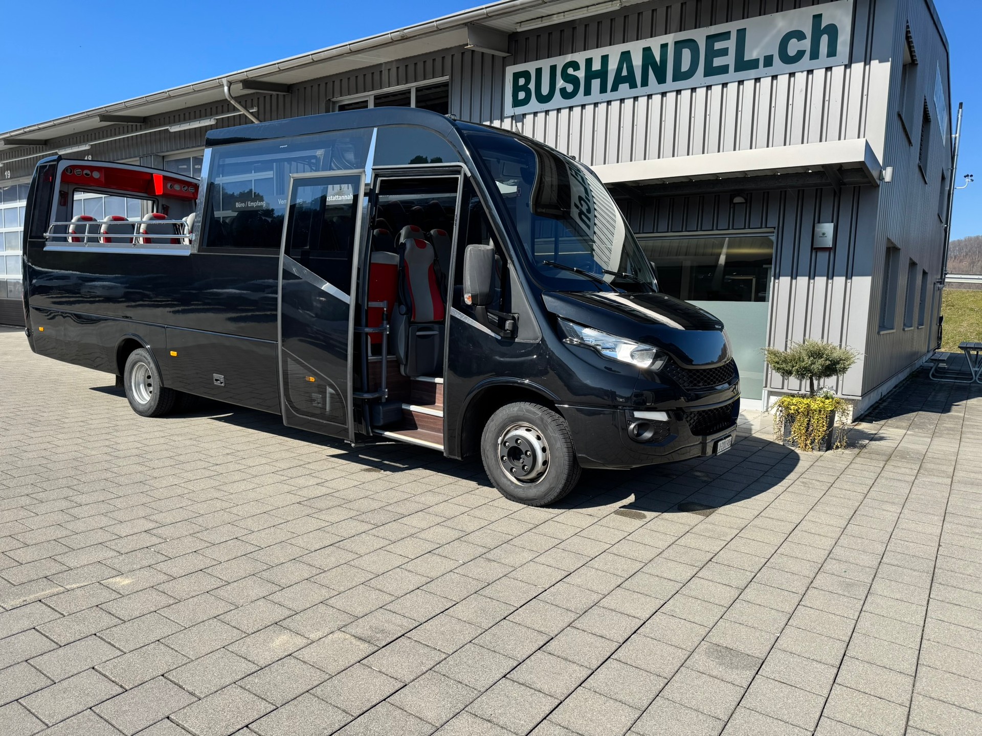 IVECO Atomic Mini Cabrio-image-1