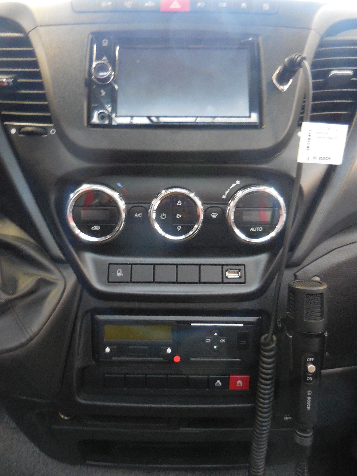 IVECO Atomic Mini Cabrio-image-10