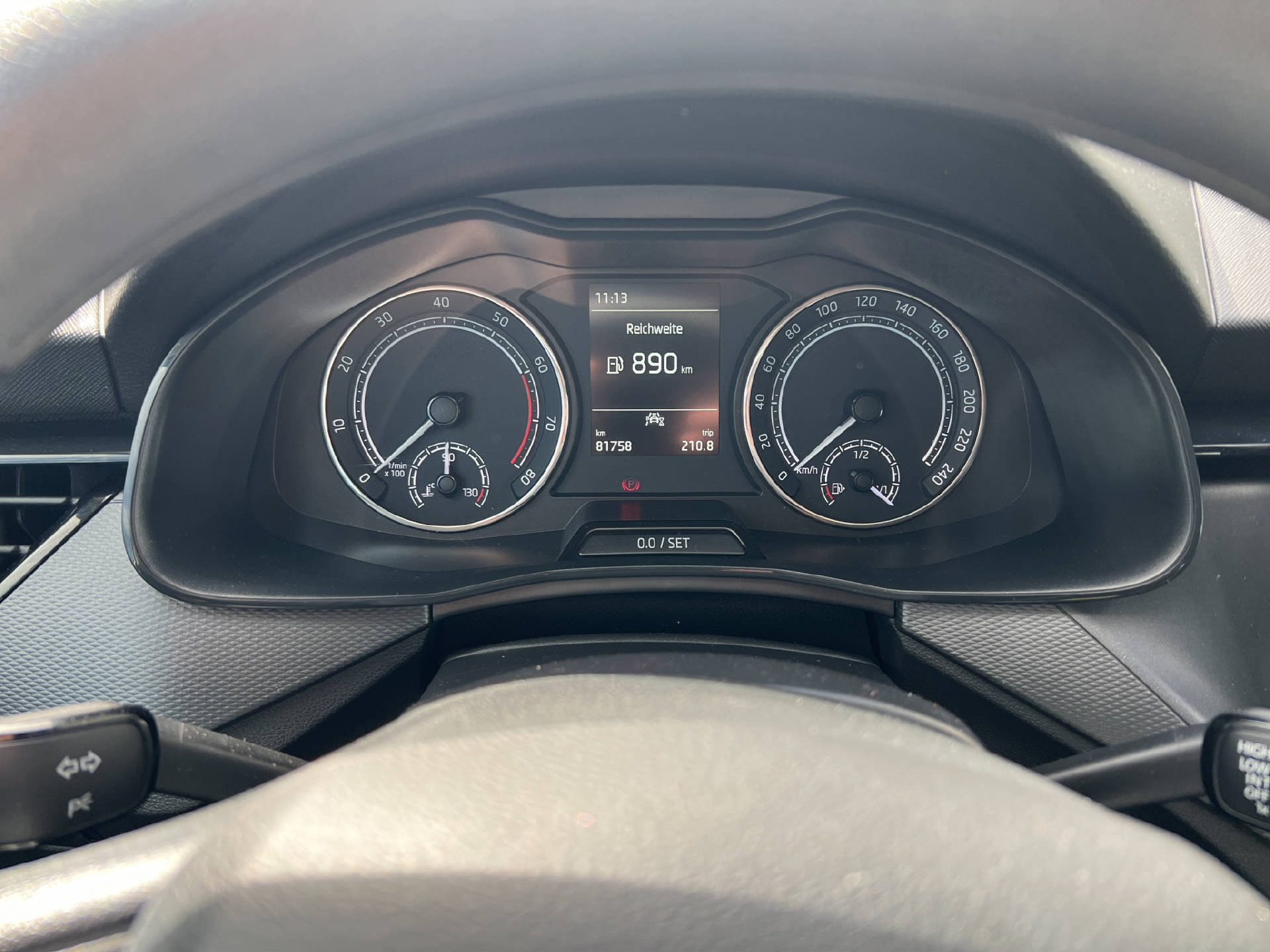 SKODA Scala 1.0 TSI Active-image-9