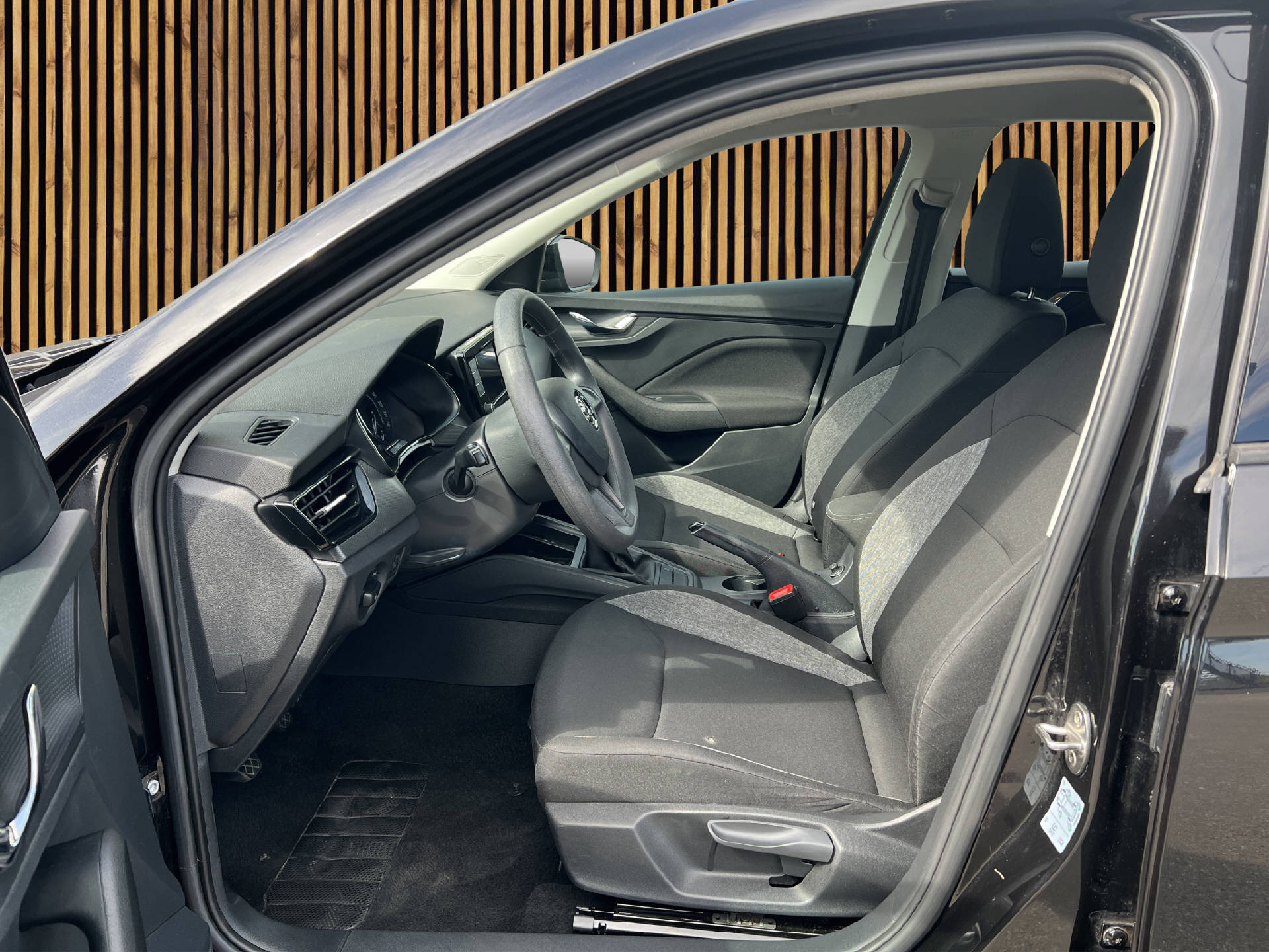SKODA Scala 1.0 TSI Active-image-8
