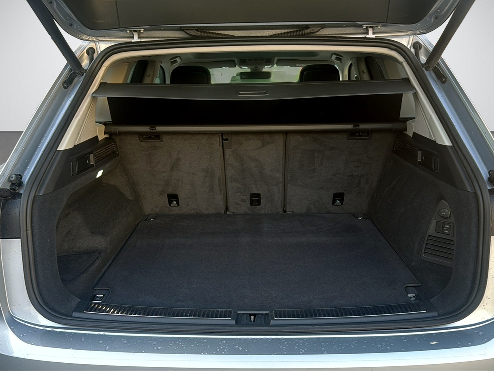 VW Touareg 3.0 V6 TSI Elegance-image-6