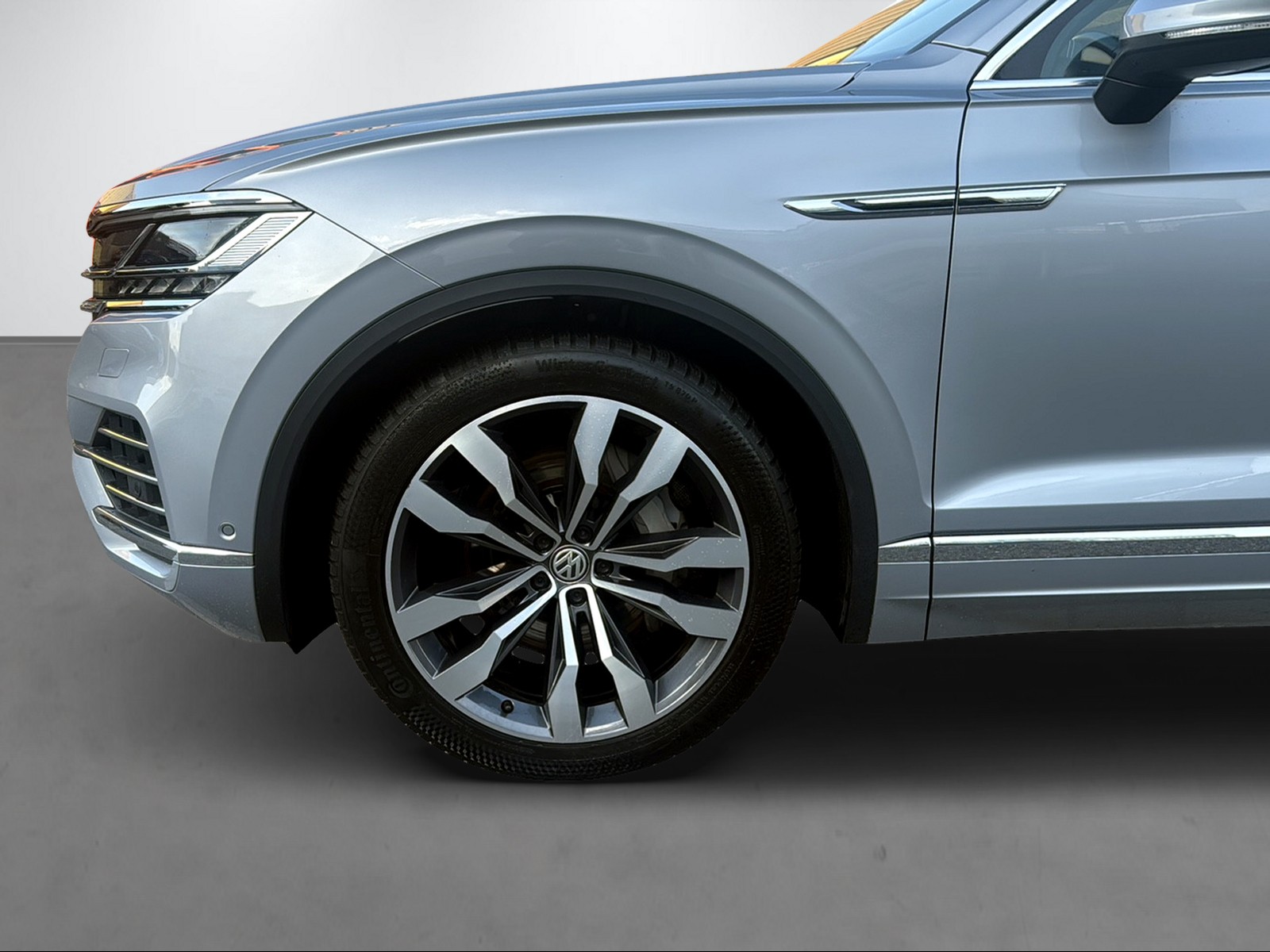VW Touareg 3.0 V6 TSI Elegance-image-4