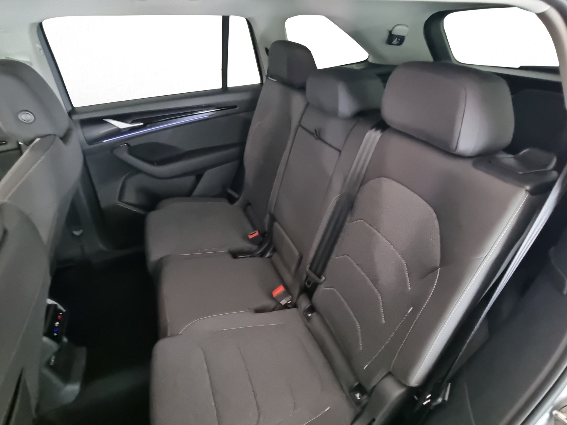SKODA Kodiaq 2.0 TSI Selection 4x4 *7-Plätzer*-image-6