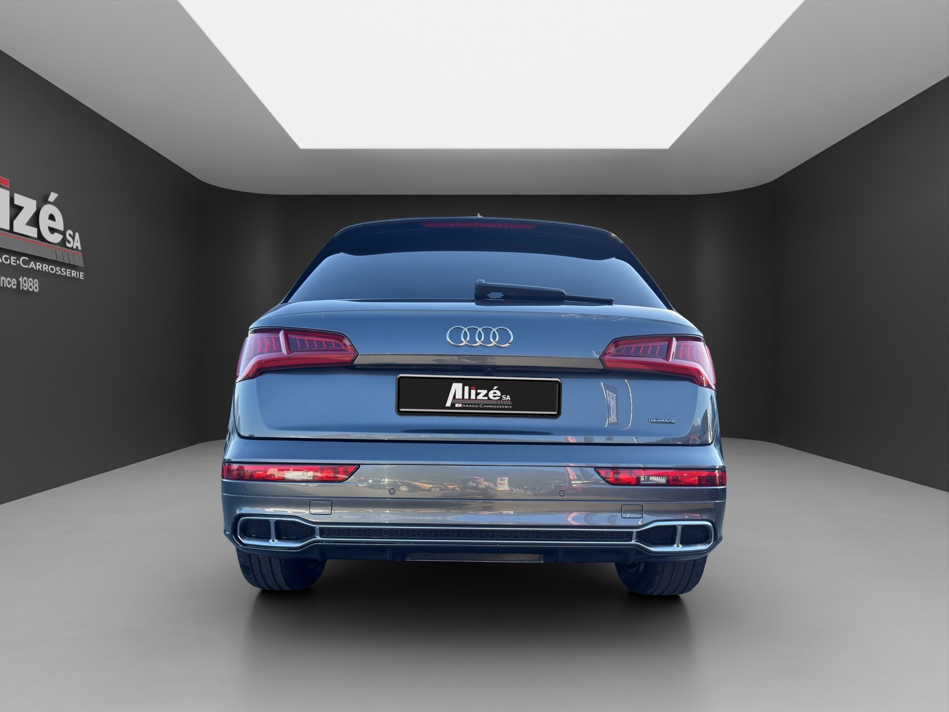 AUDI Q5 55 TFSI e quattro-image-5
