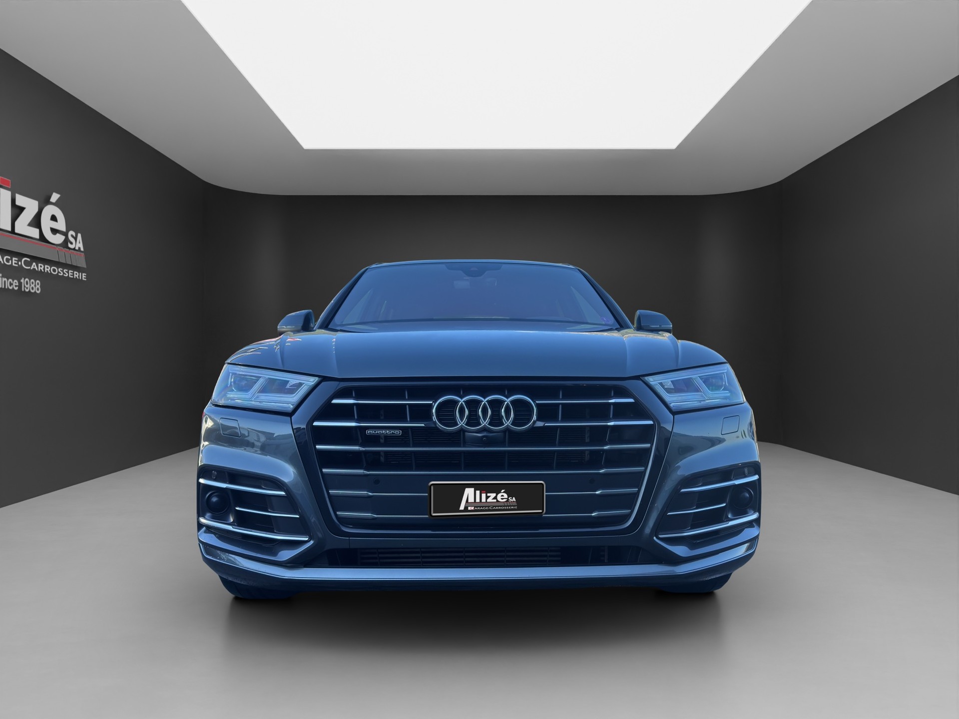 AUDI Q5 55 TFSI e quattro-image-1
