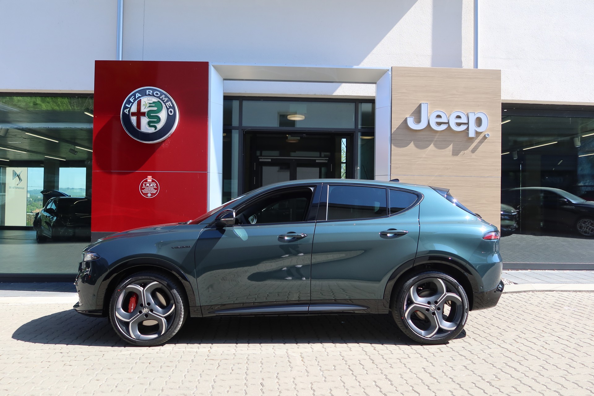 ALFA ROMEO Tonale 1.5 Hybrid Veloce-image-1