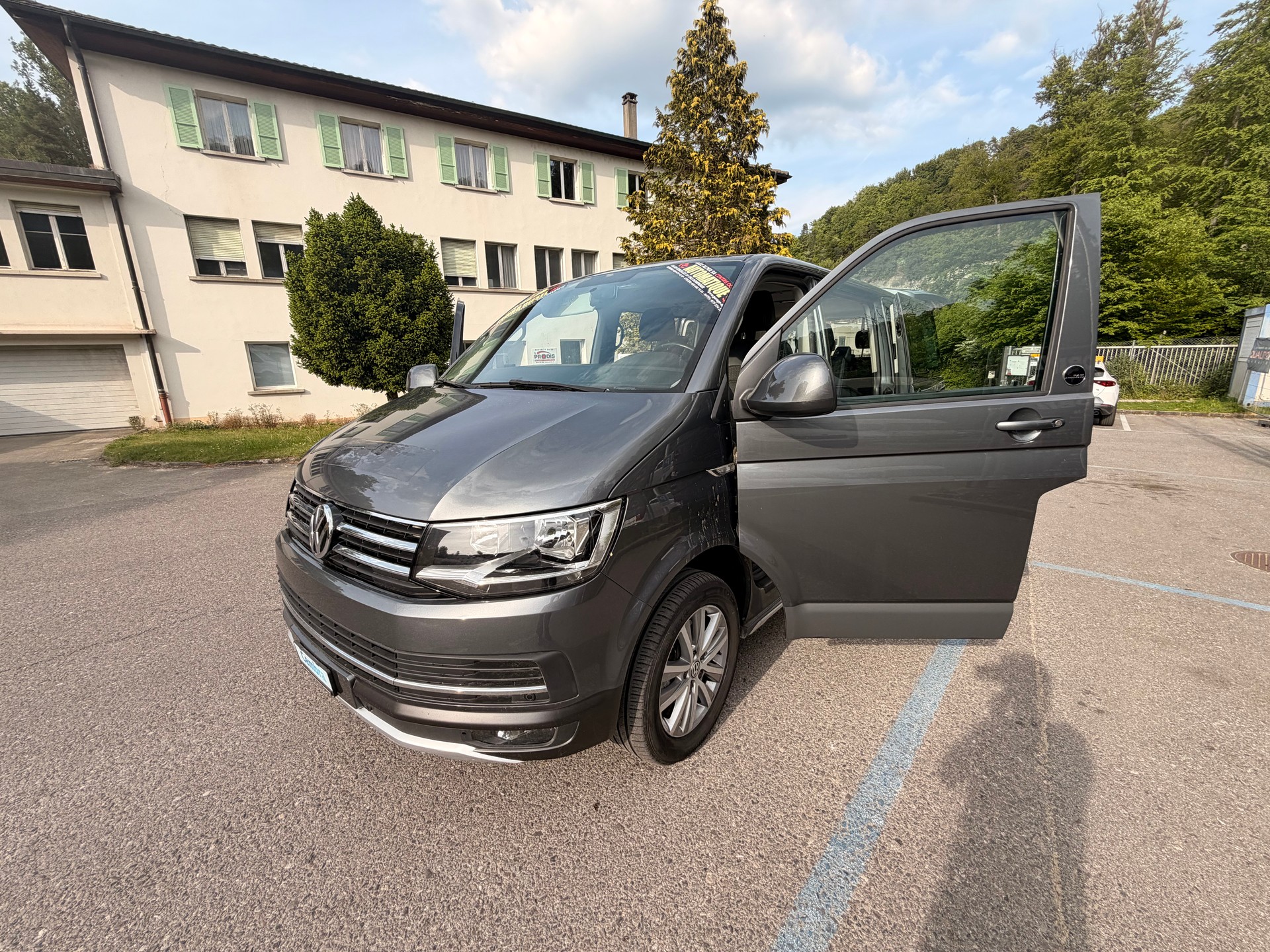 VW T6 Multivan 2.0 Bi-TDI Panamericana 4Motion DSG-image-15