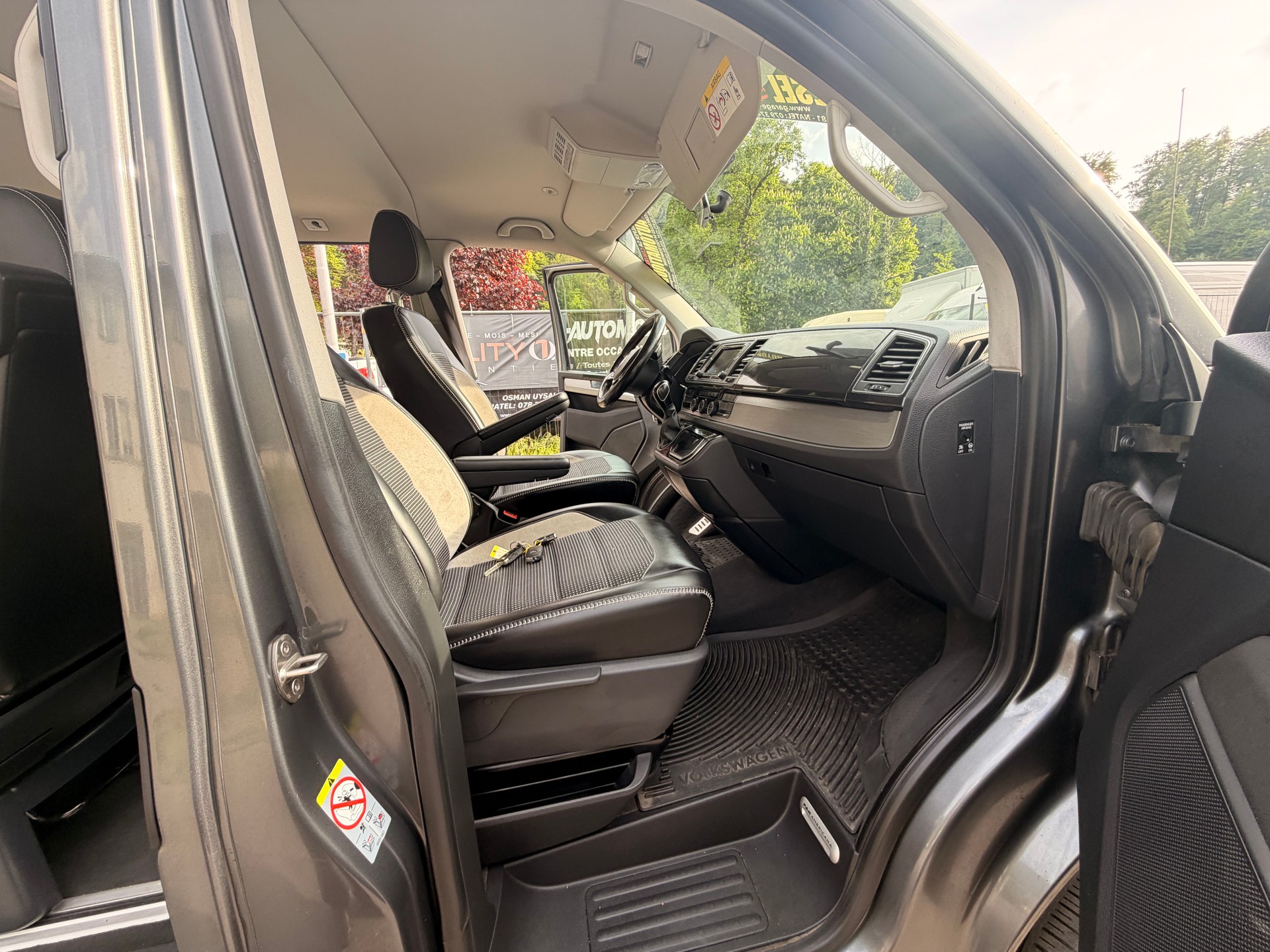 VW T6 Multivan 2.0 Bi-TDI Panamericana 4Motion DSG-image-13