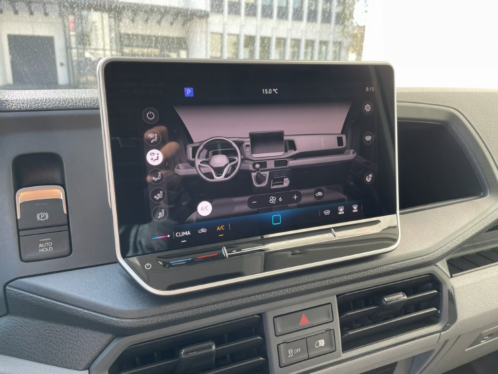 VW Crafter 35 2.0 TDI L3 HD A-image-10