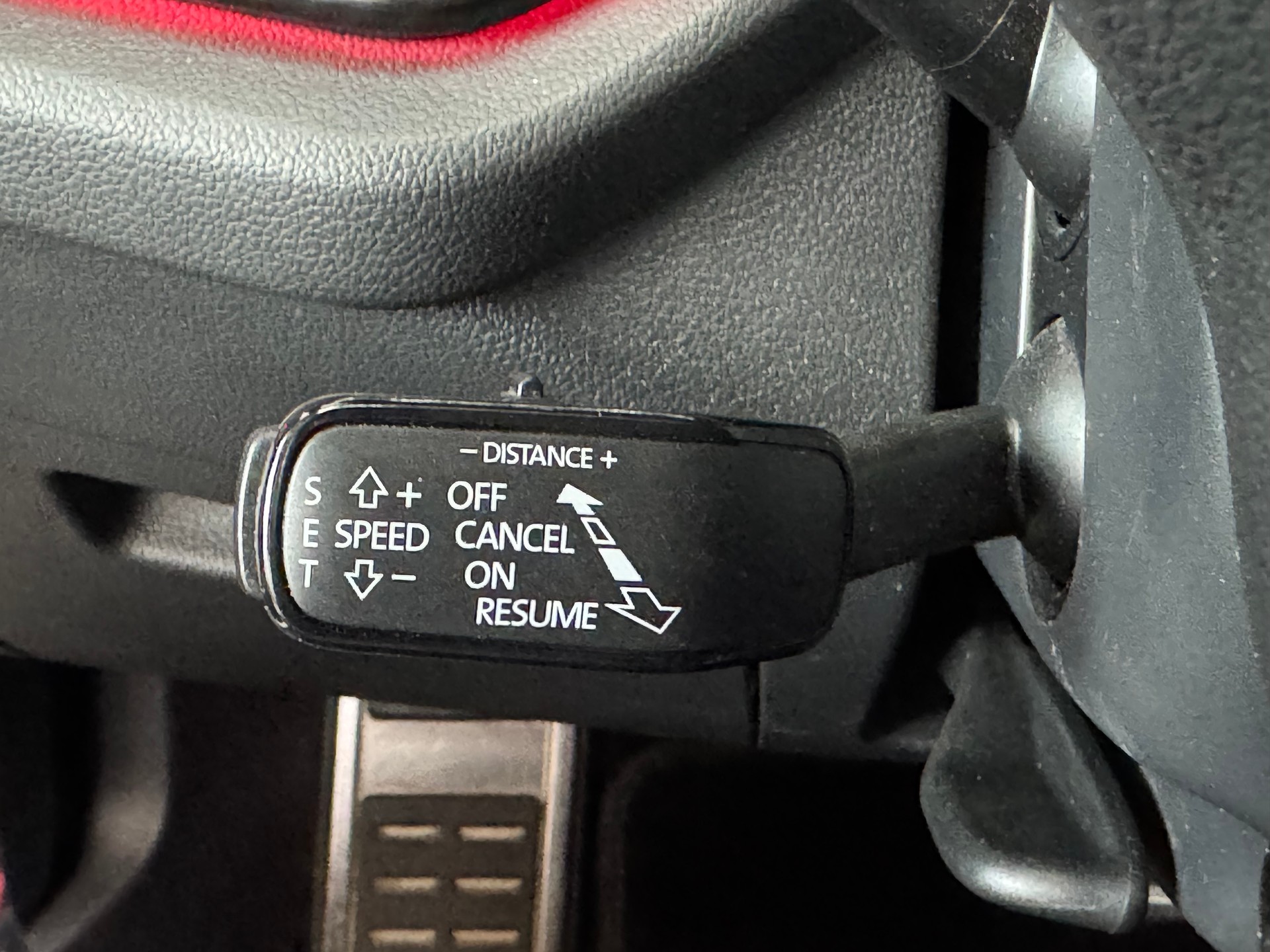SKODA Octavia Combi 2.0 TDI DSG RS-image-16