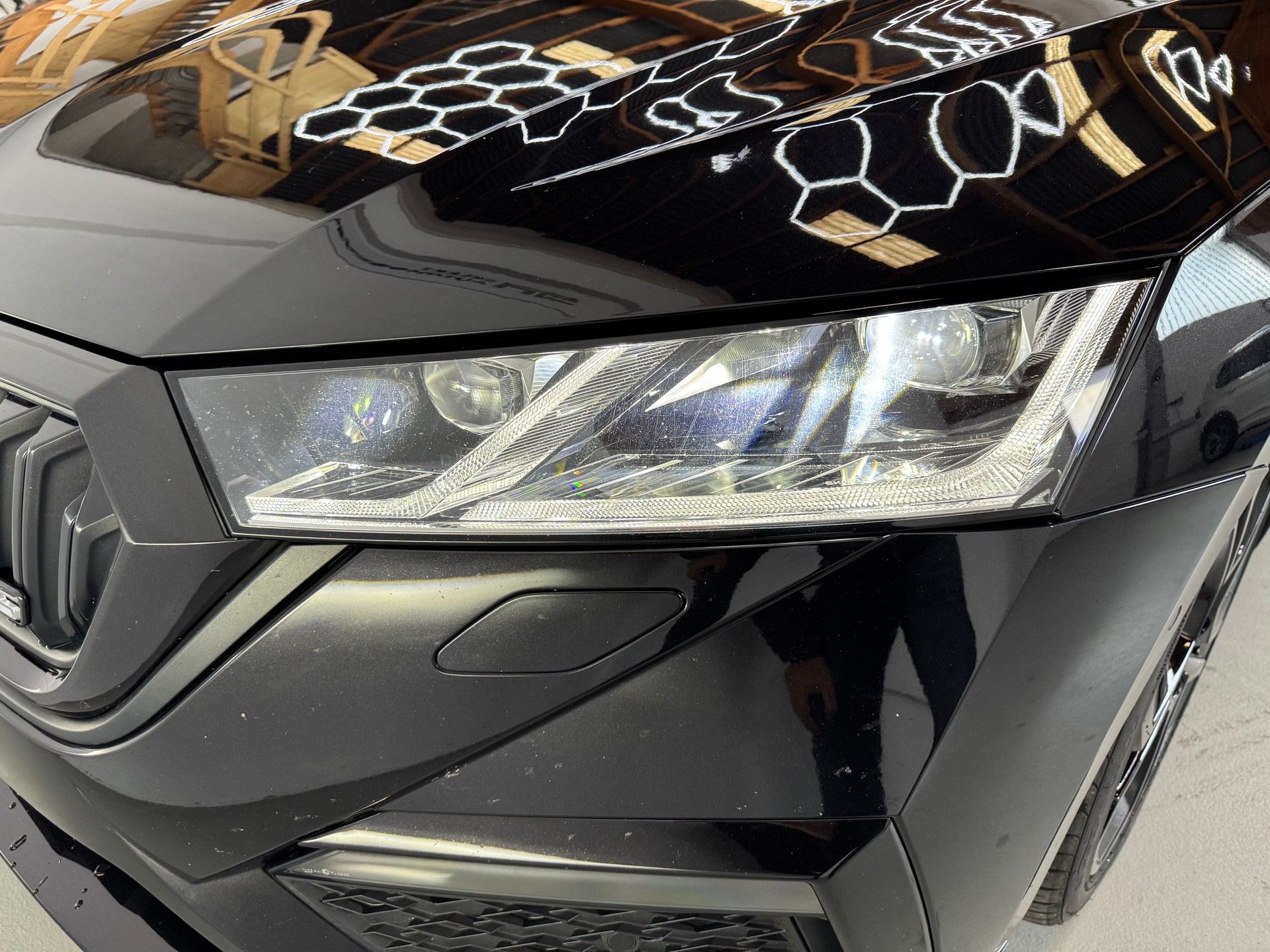 SKODA Octavia Combi 2.0 TDI DSG RS-image-7