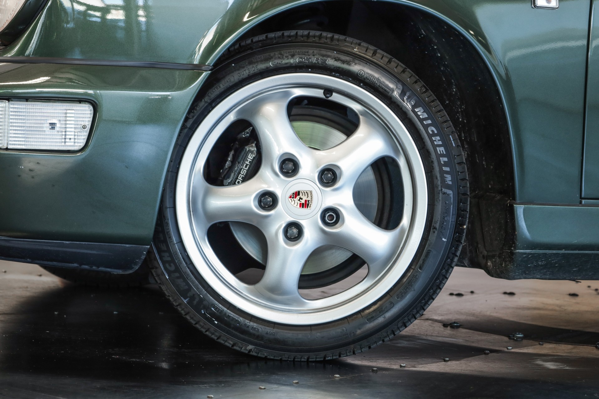 PORSCHE 911 Carrera 4 Cabrio-image-7