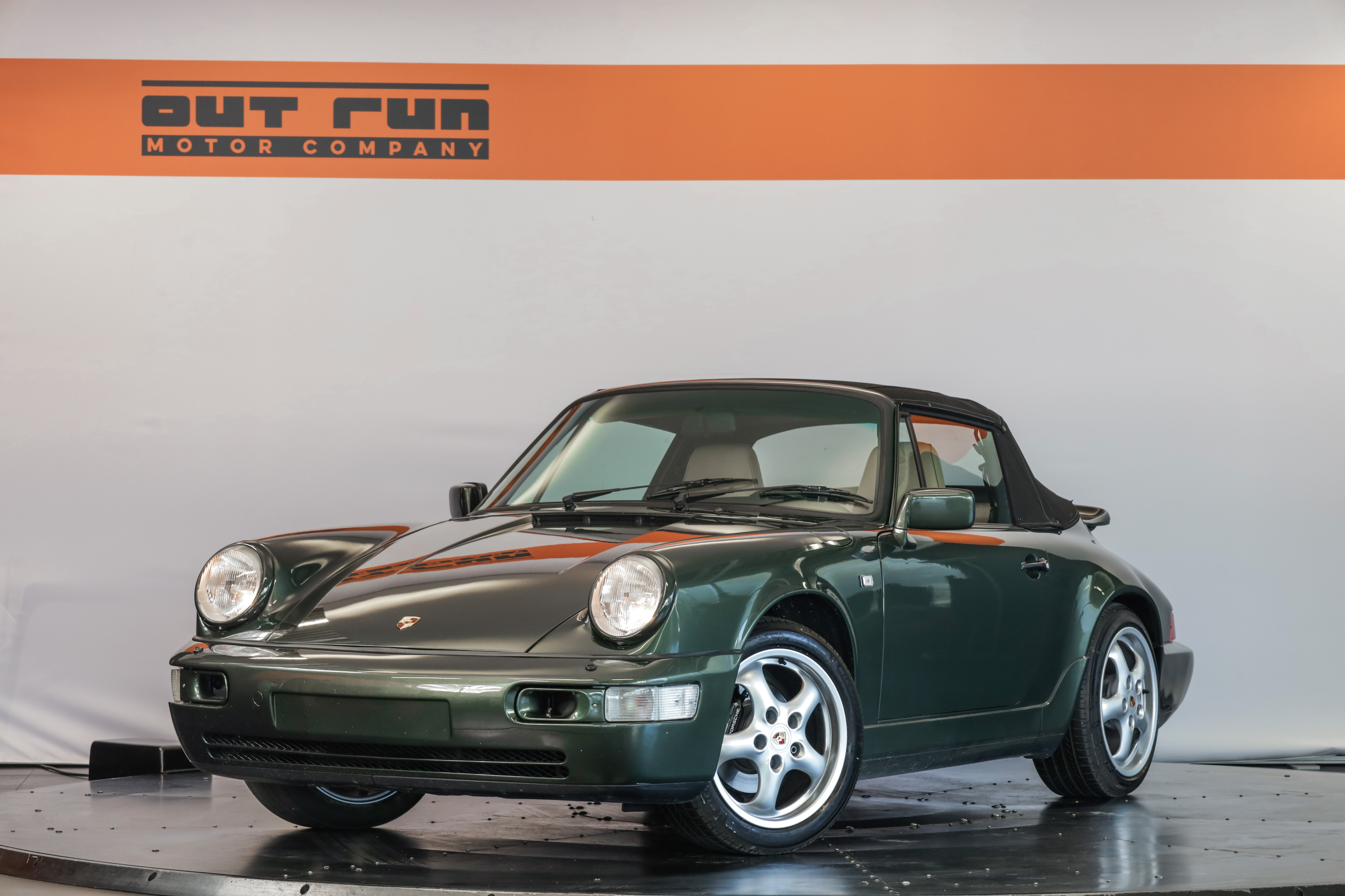 Porsche 911 Carrera 4 Cabriolet