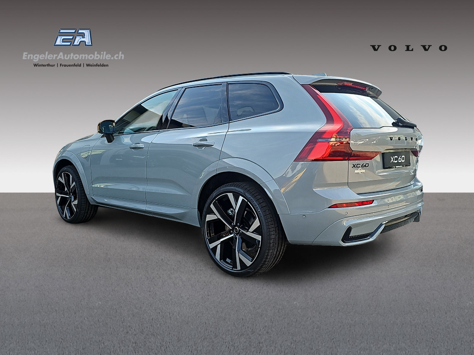 VOLVO XC60 T8 eAWD PluginHybrid Black Edition Geartronic-image-4