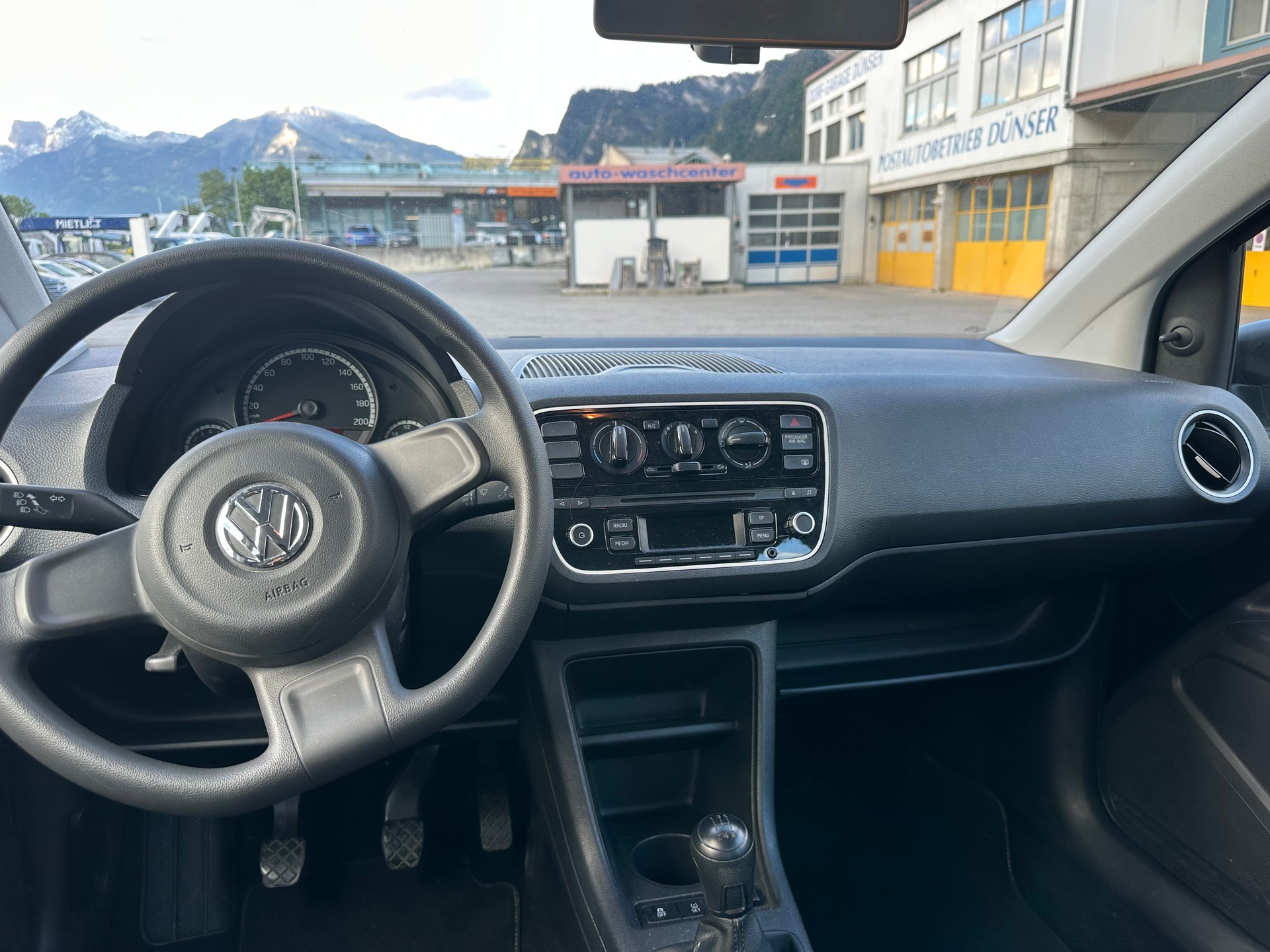 VW Up 1.0 take up-image-4