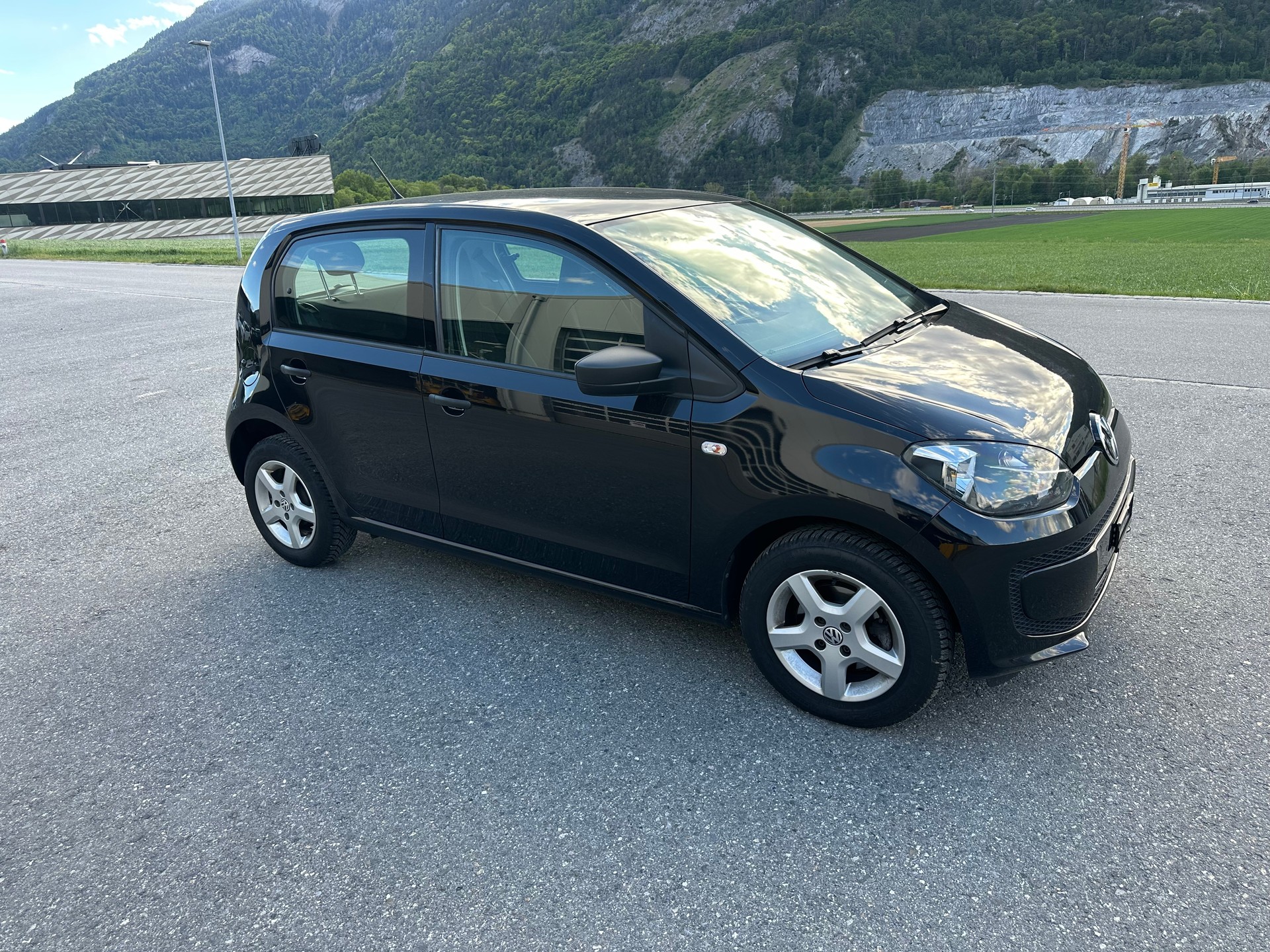 VW Up 1.0 take up-image-7