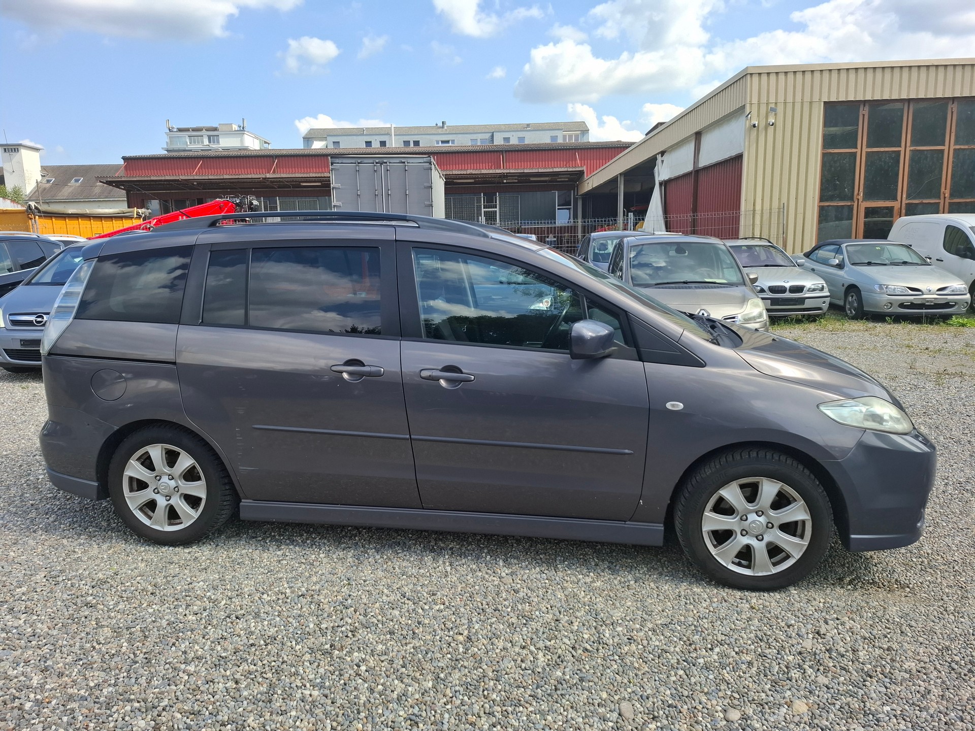 MAZDA 5 2.0d 16V Confort-image-3