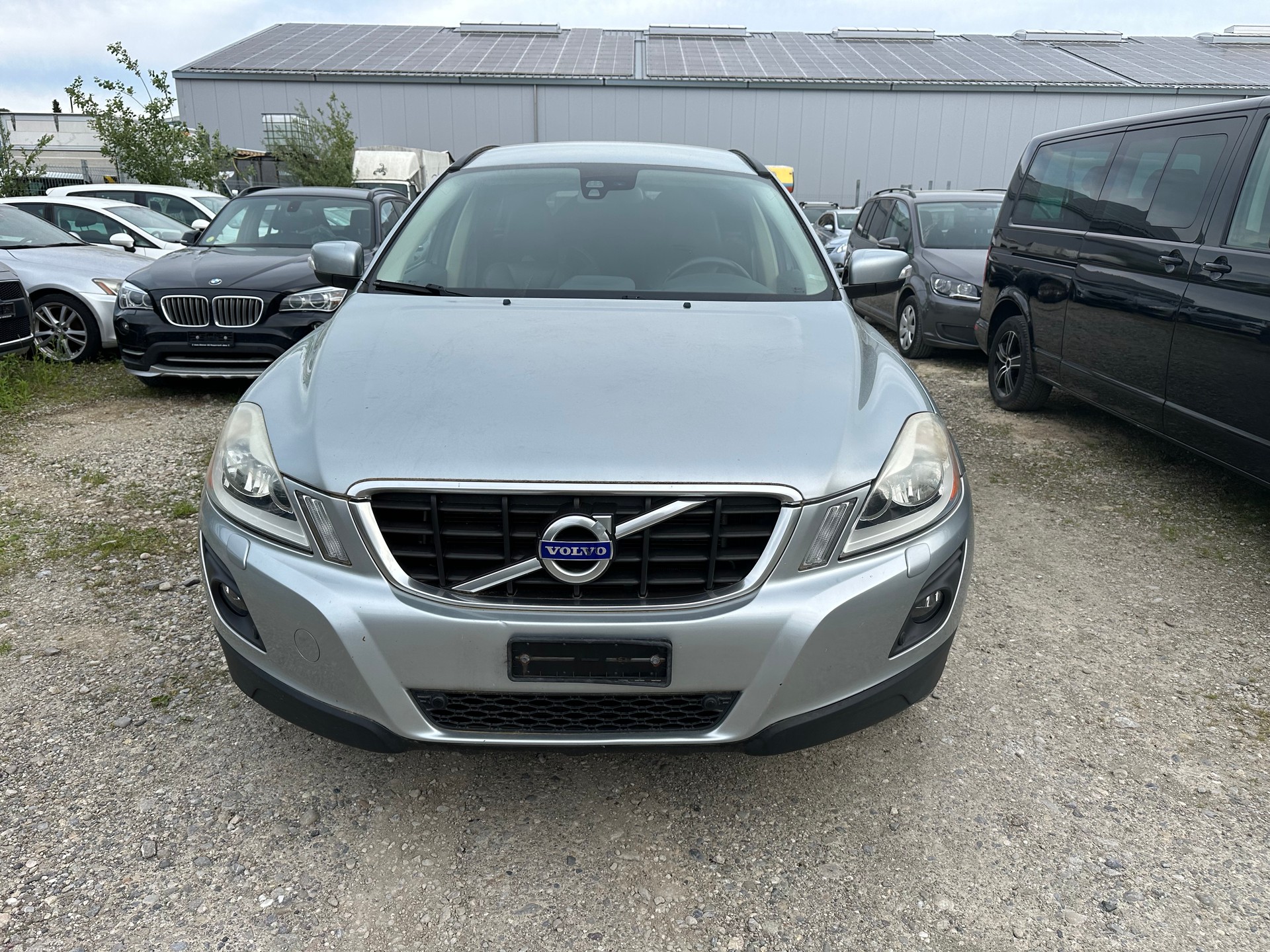 VOLVO XC60 D5 AWD Geartronic-image-1