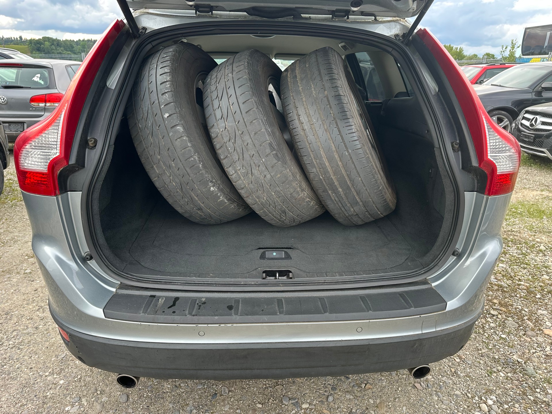 VOLVO XC60 D5 AWD Geartronic-image-6