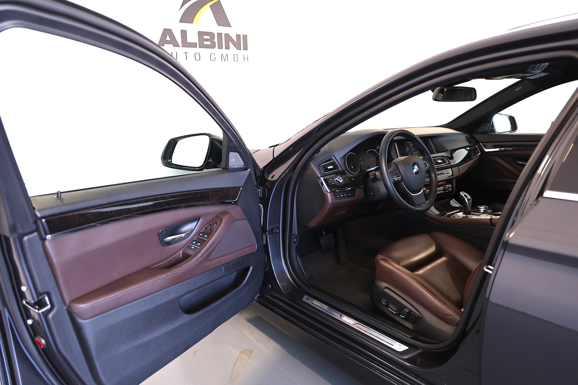 BMW 535i Touring xDrive Steptronic-image-4