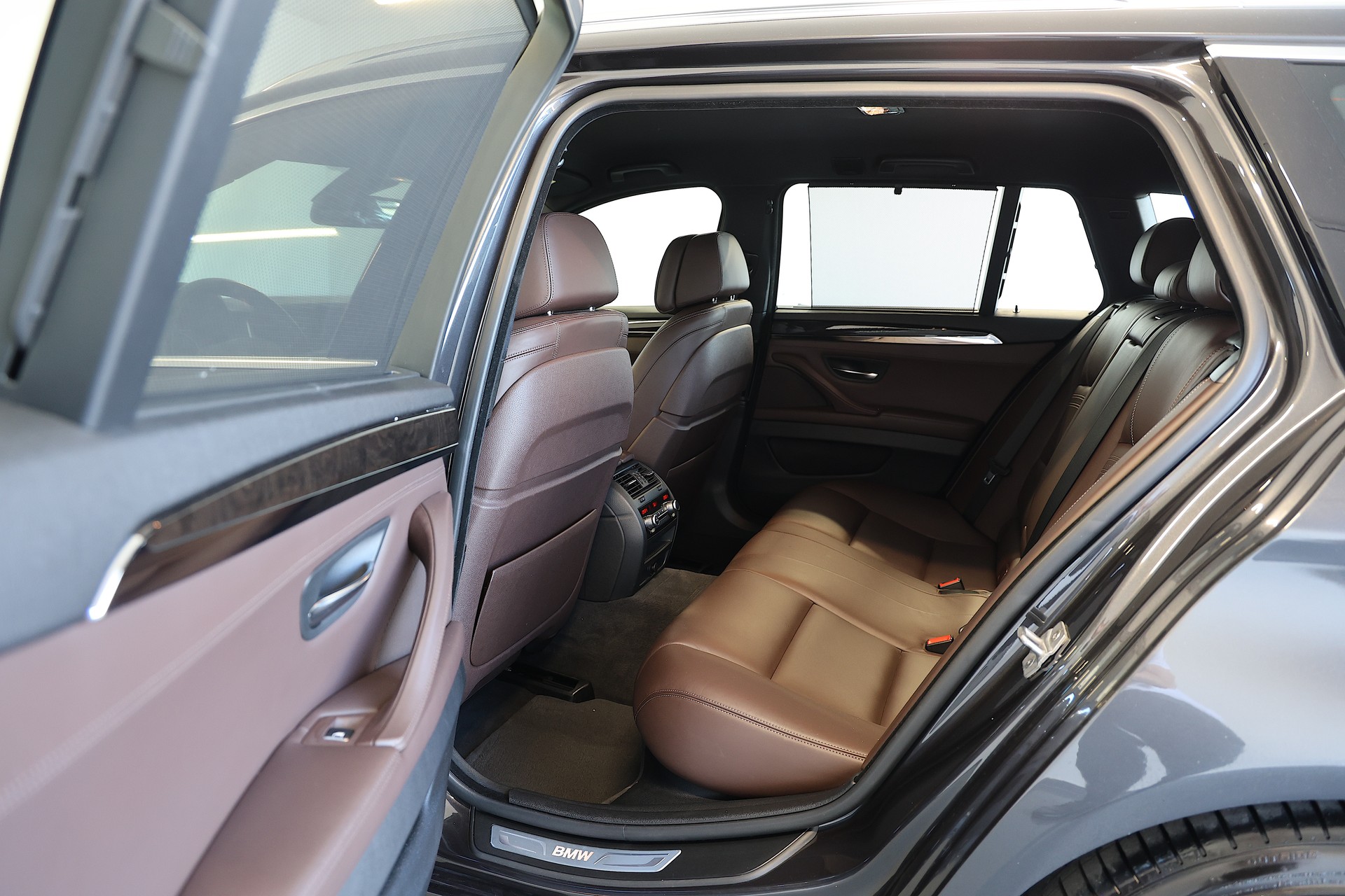 BMW 535i Touring xDrive Steptronic-image-15