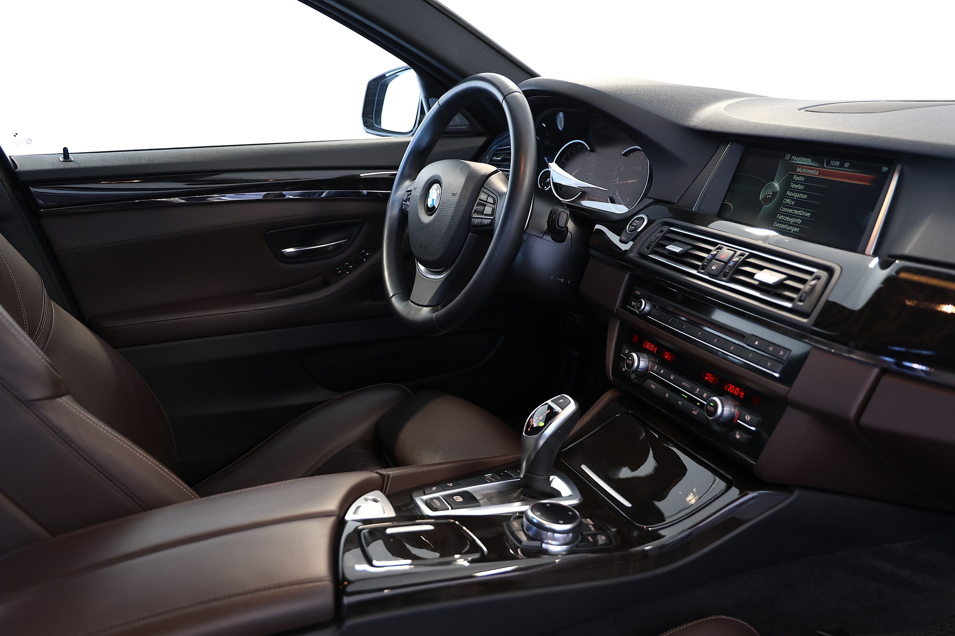BMW 535i Touring xDrive Steptronic-image-13