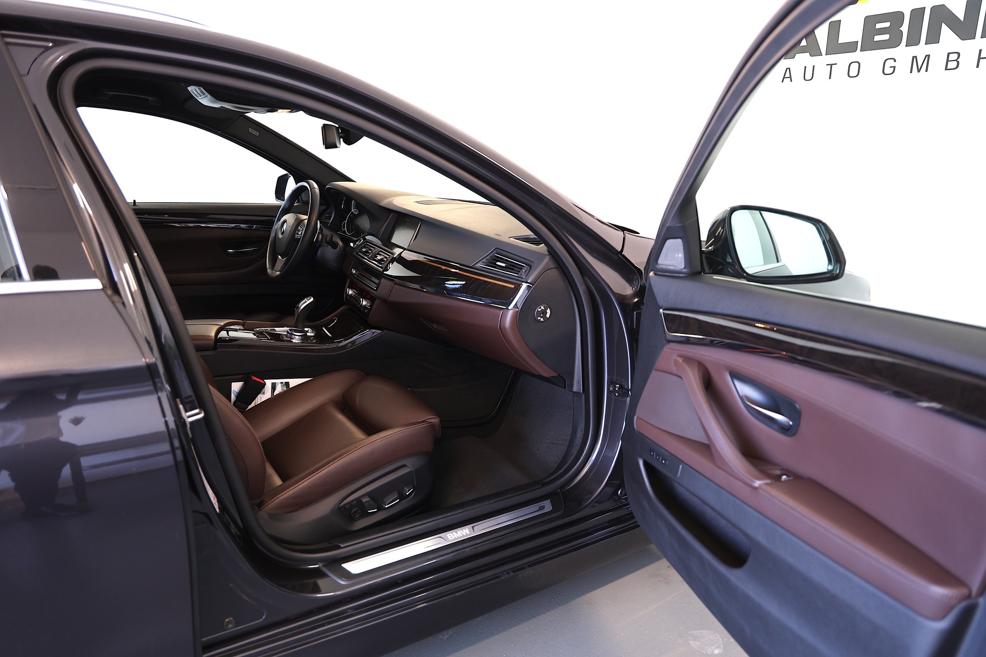 BMW 535i Touring xDrive Steptronic-image-11