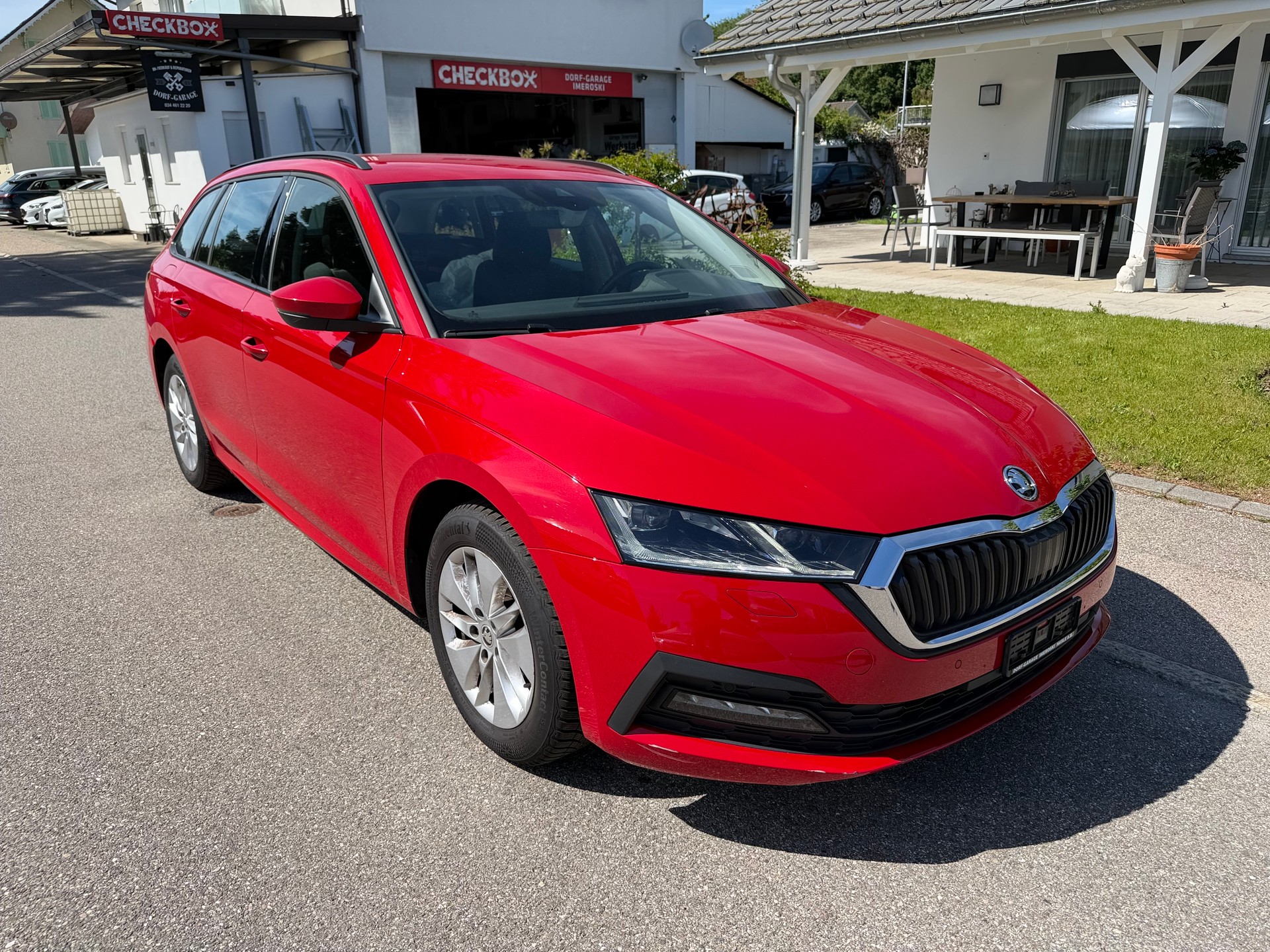 SKODA Octavia Combi 2.0 TDI DSG Style-image-2