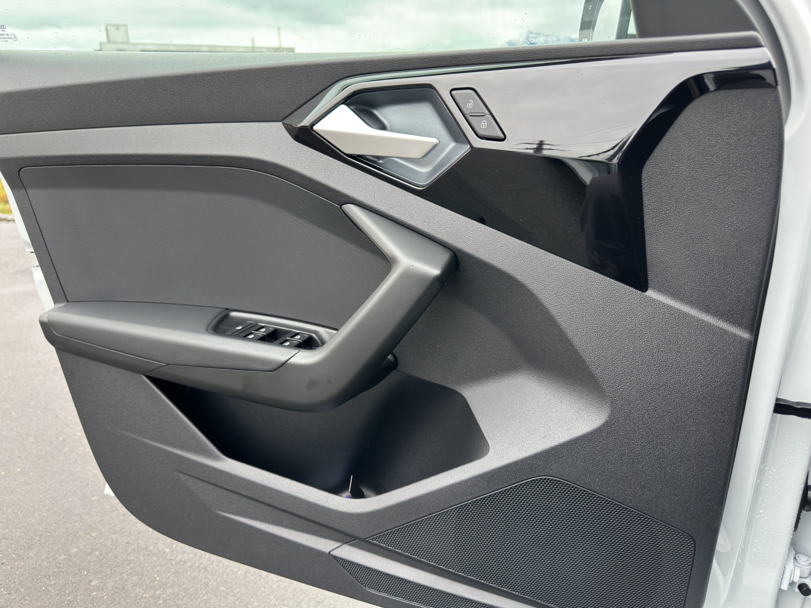 AUDI A1 Sportback 30 TFSI Attraction S-tronic-image-16
