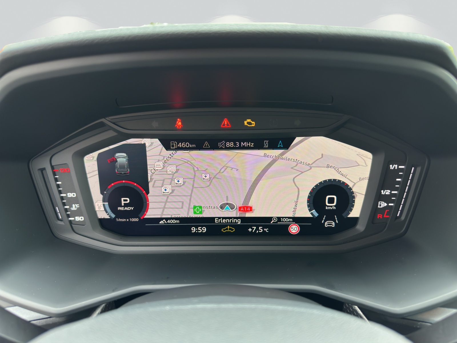 AUDI A1 Sportback 30 TFSI Attraction S-tronic-image-5