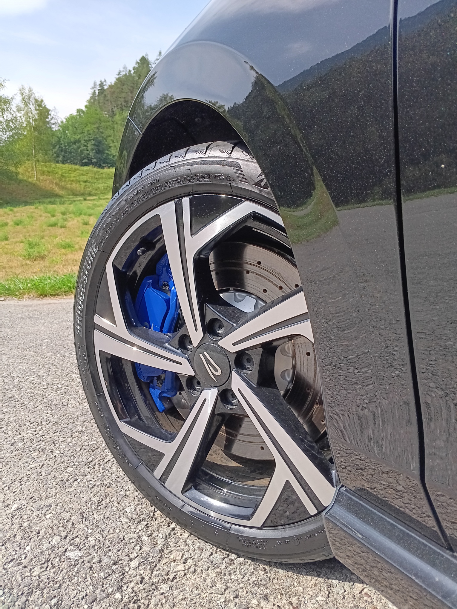 VW Golf 2.0 TSI R DSG 4 Motion-image-12