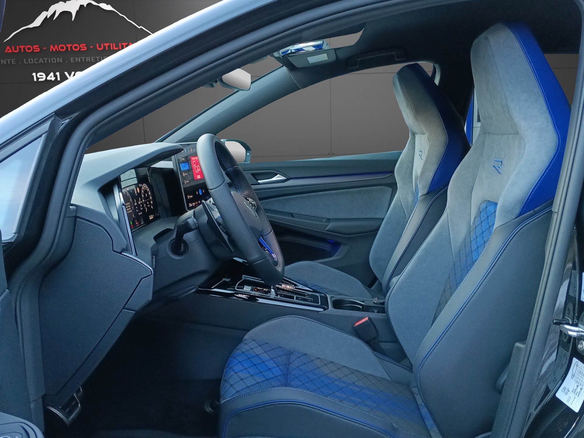 VW Golf 2.0 TSI R DSG 4 Motion-image-8