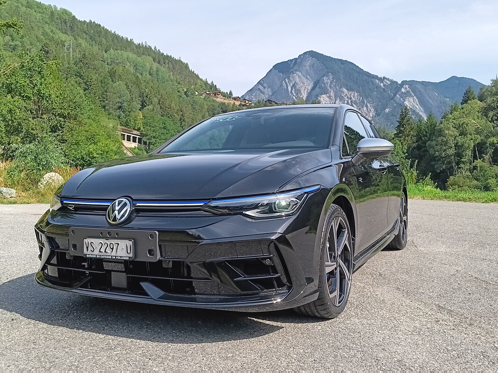 VW Golf 2.0 TSI R DSG 4 Motion-image-5