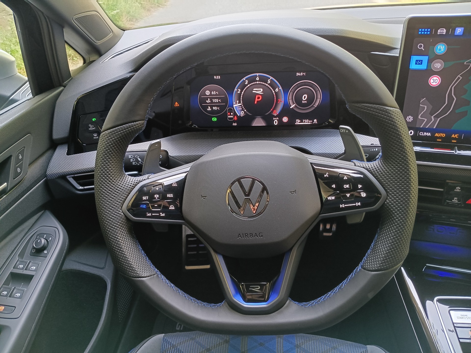 VW Golf 2.0 TSI R DSG 4 Motion-image-25