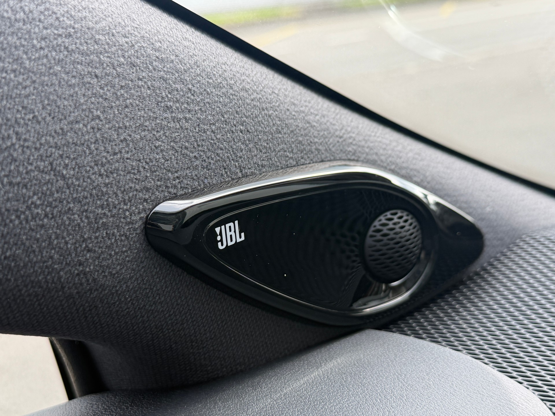 TOYOTA Corolla Touring Sports 2.0 HSD Premium e-CVT-image-20