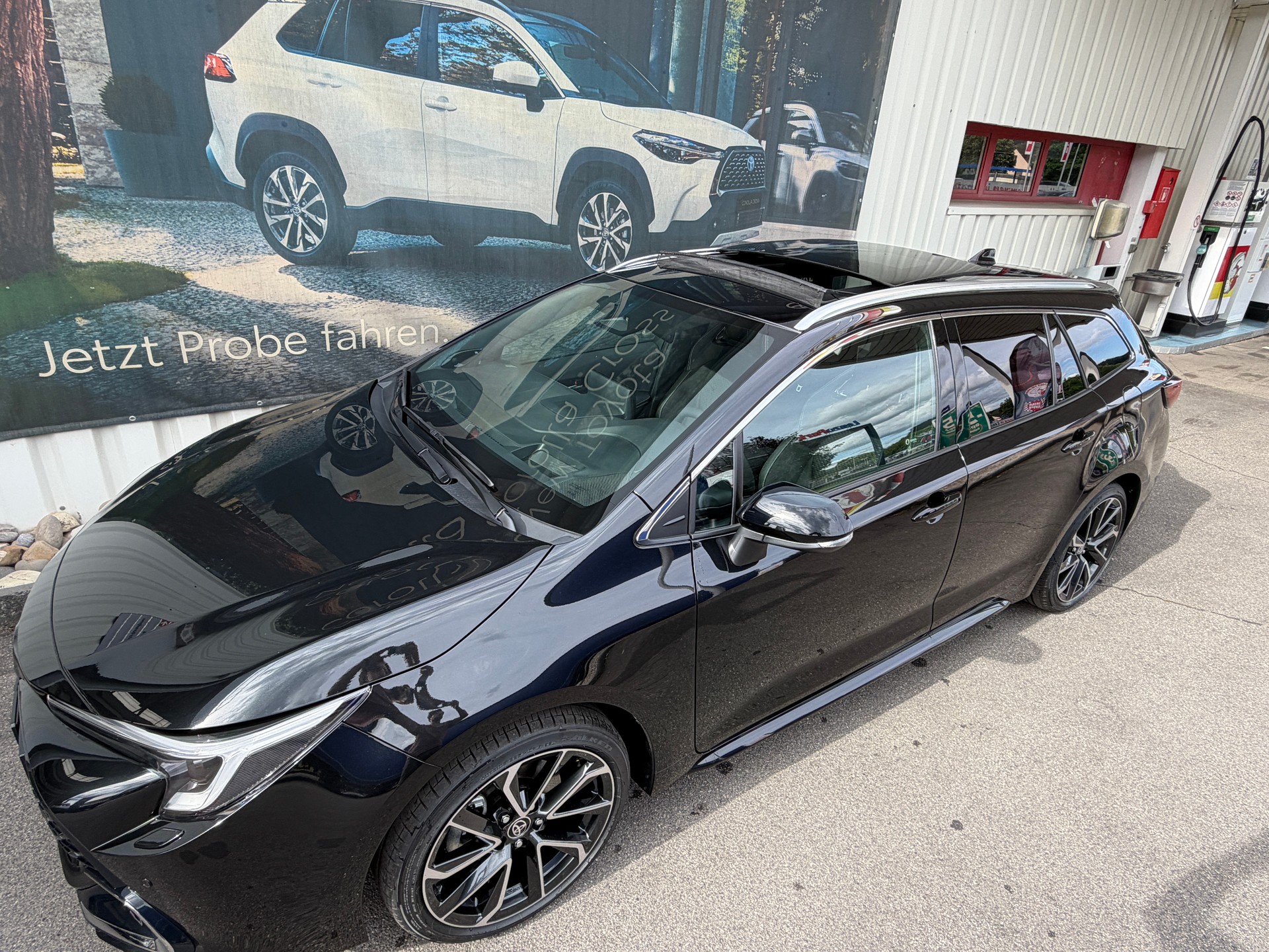 TOYOTA Corolla Touring Sports 2.0 HSD Premium e-CVT-image-7