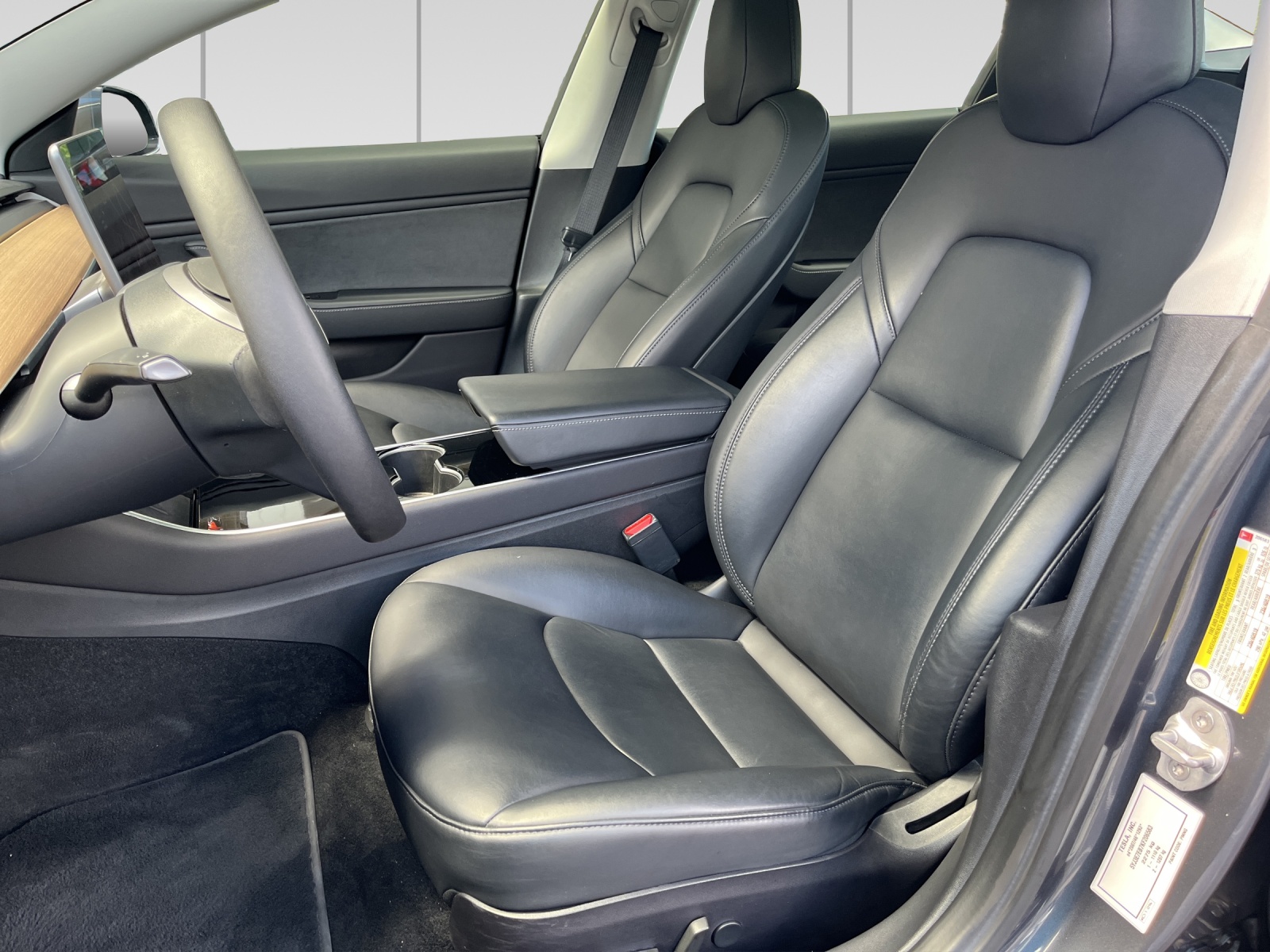 TESLA Model 3 Long Range Dual Motor AWD-image-6